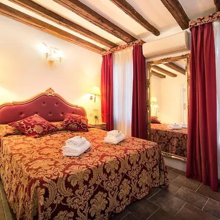 Ca' Del Gallo Apartment Venice